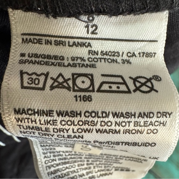 GAP Mid Rise Downtown Khakis Black Size 8 NWT Brand New - Picture 9 of 14